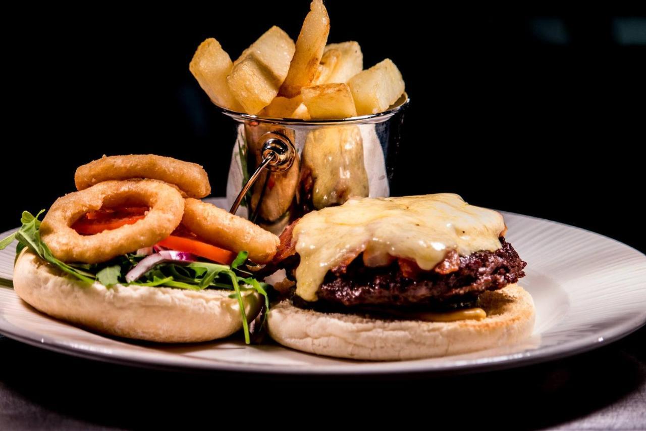 The Rostrevor Inn ภายนอก รูปภาพ